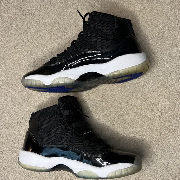 Jordan 11s Space Jams 7y gs - Picture 3 of 7